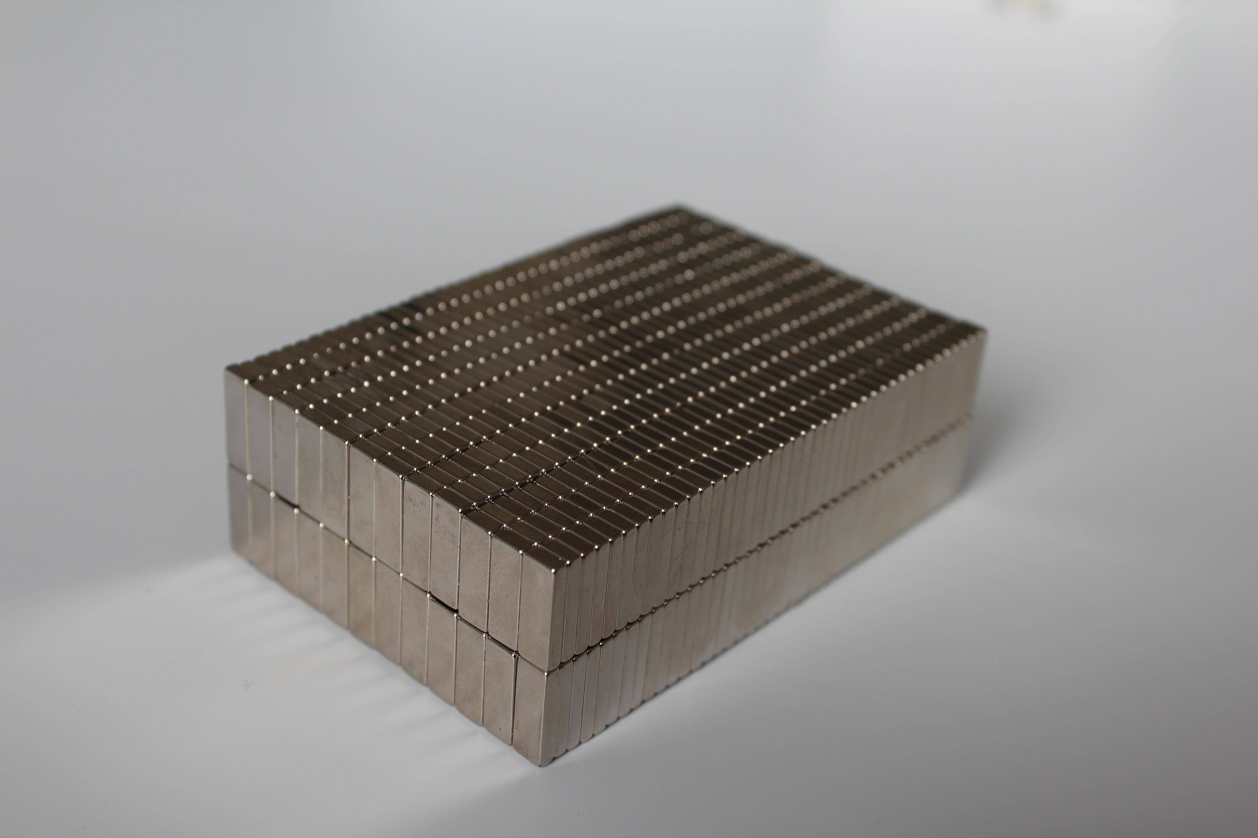 98.12亿主力资金净流入,稀土永磁概念涨4.04%