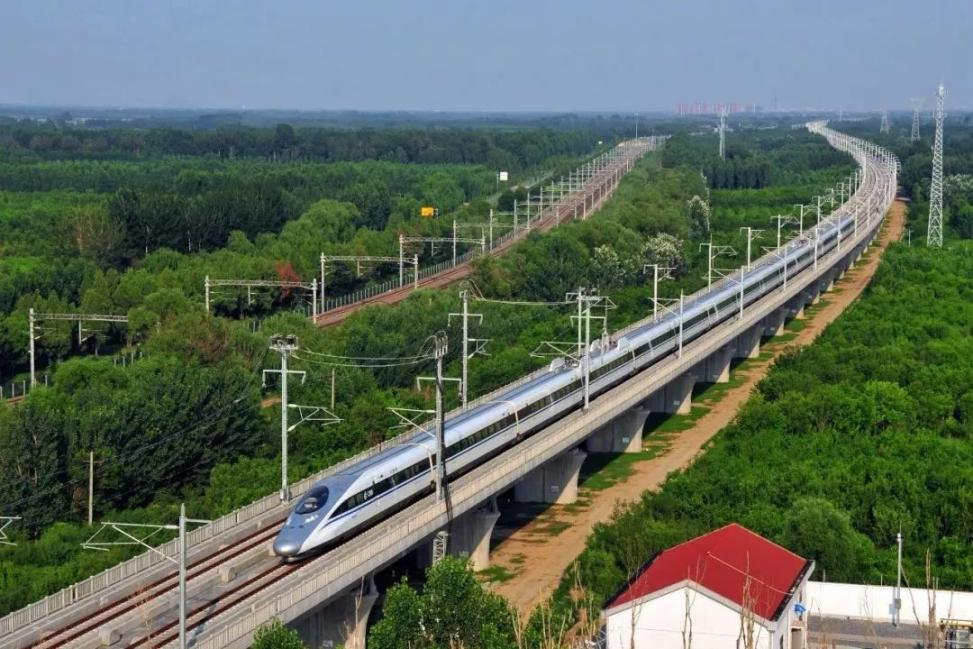 日月明获得发明专利授权:“轨道静态不平顺趋势预测方法、系统、电子设备及存储介质”