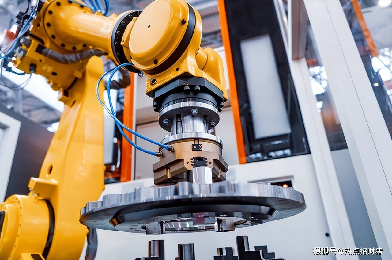 经济学家樊纲:AI会替代人,也会催生新产业、新需求