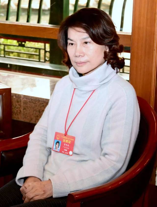 两会|专访全国人大代表、东浩兰生会展集团工会副主席陈达:人工智能时代要强化“投资于人” 赋能就业转型