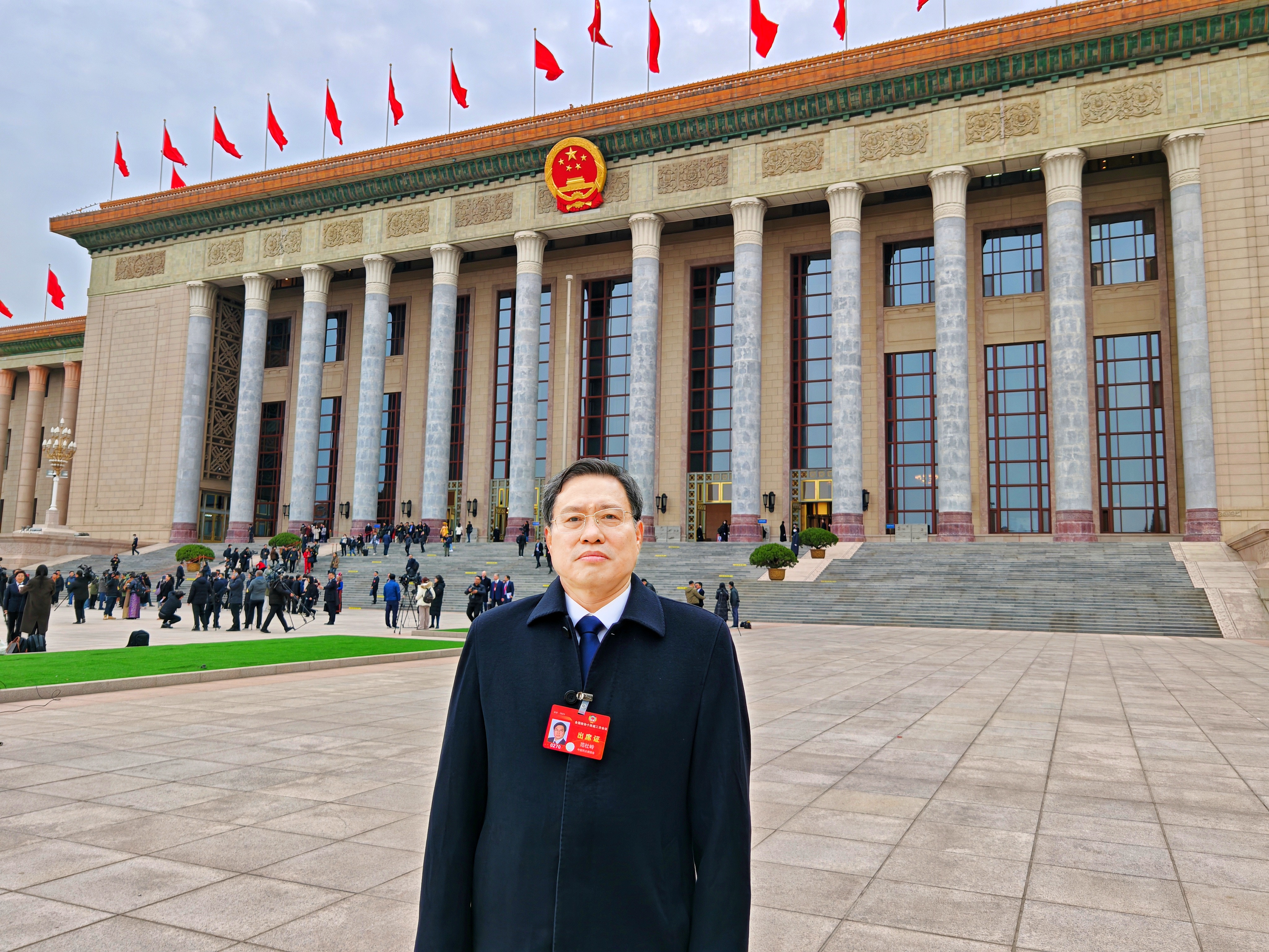 全国人大代表、晨光生物董事长卢庆国：全面提高中药材与中成药质量标准