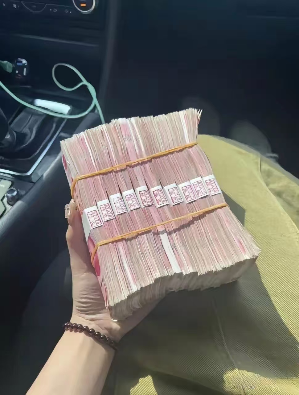 利率2.5%→1.75%,他的养老钱换了“新篮子”