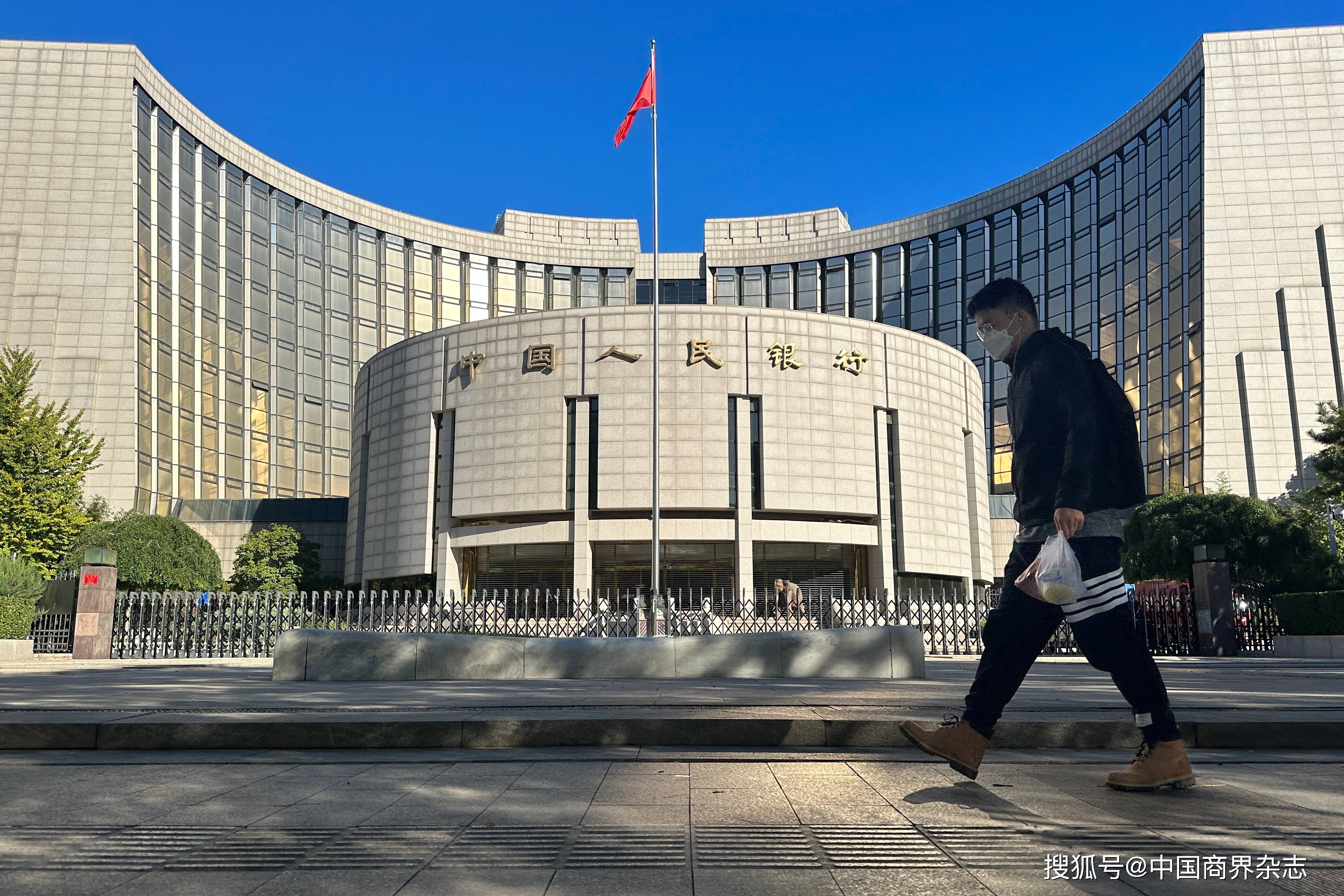 两会|潘功胜:中国没有必要也无意通过汇率贬值获取贸易竞争优势