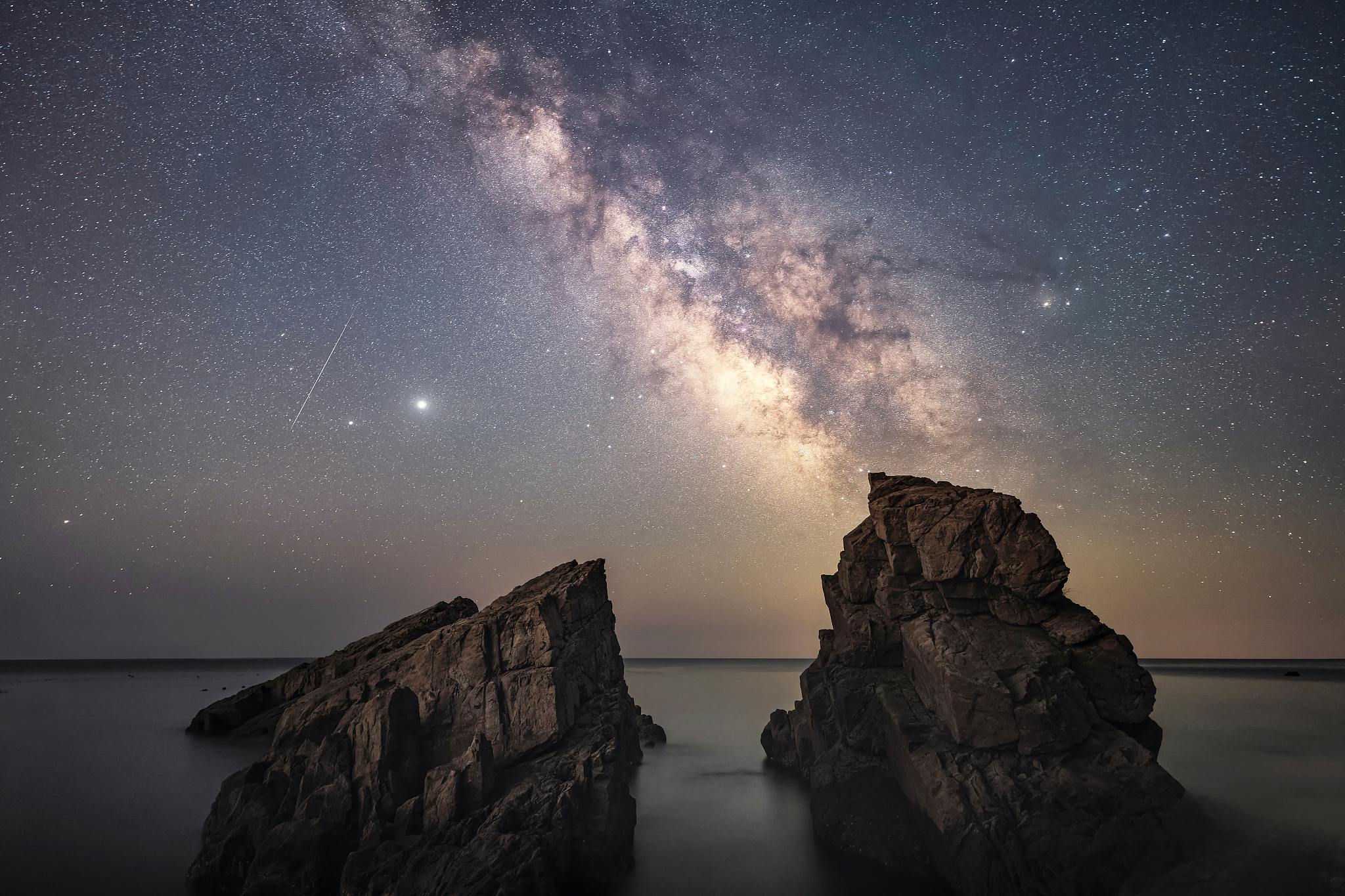 在“宇宙第一大站”见证2026年春运：那些奔波中的努力与期盼｜故乡里的中国