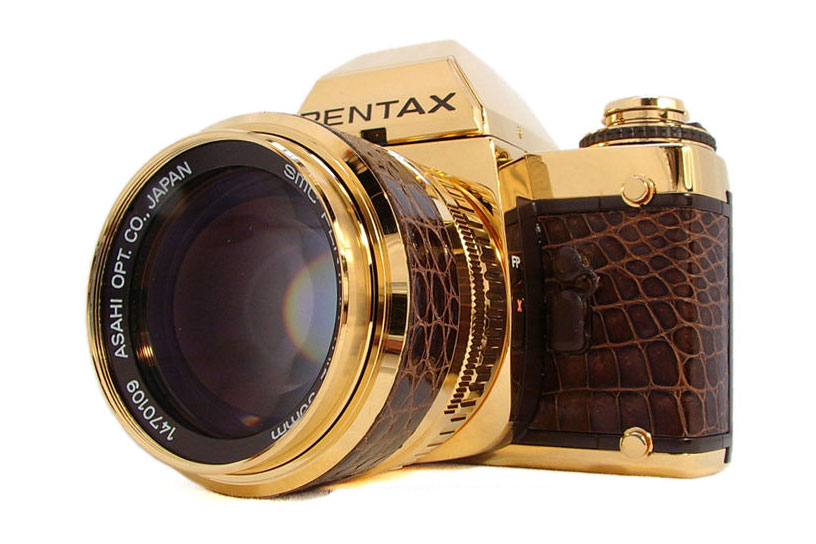 “老古董”变“电子黄金” 老相机价格“逆袭”涨疯