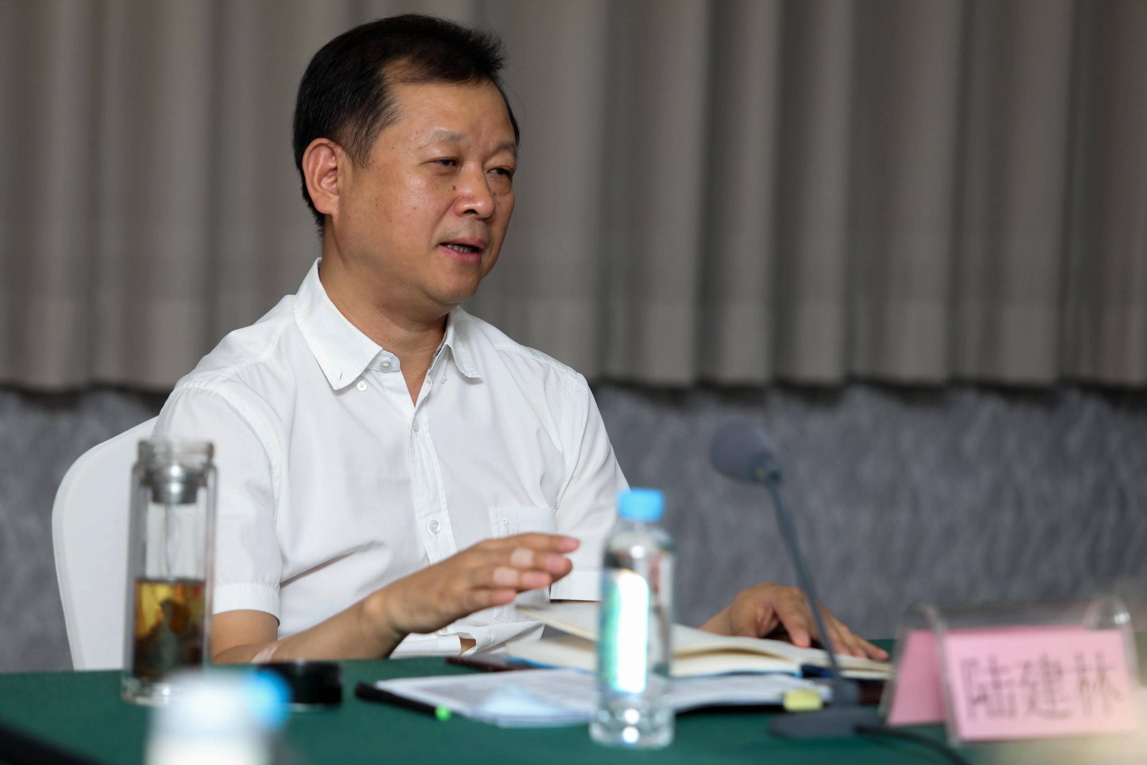 工信部部长李乐成调研信息技术创新应用和未来产业发展研究工作