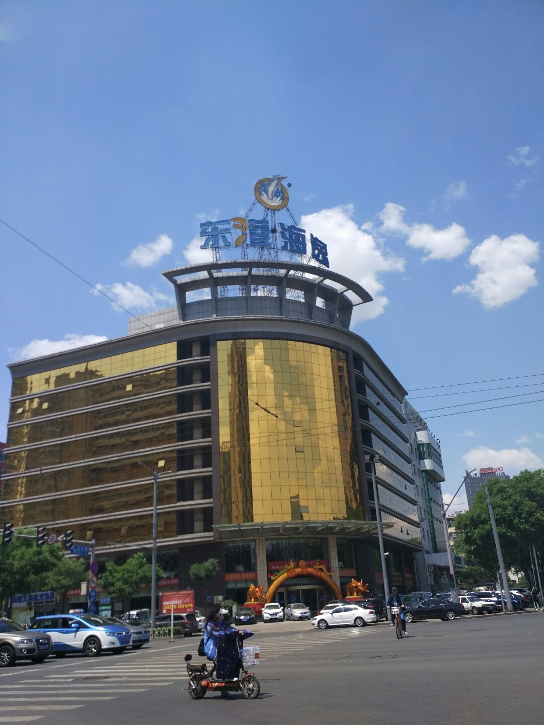 10万亿俱乐部新成员：中信银行如何“挑大梁”？